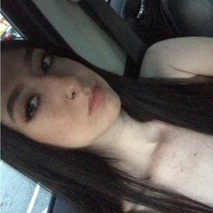 Meet your Posher, Brielle